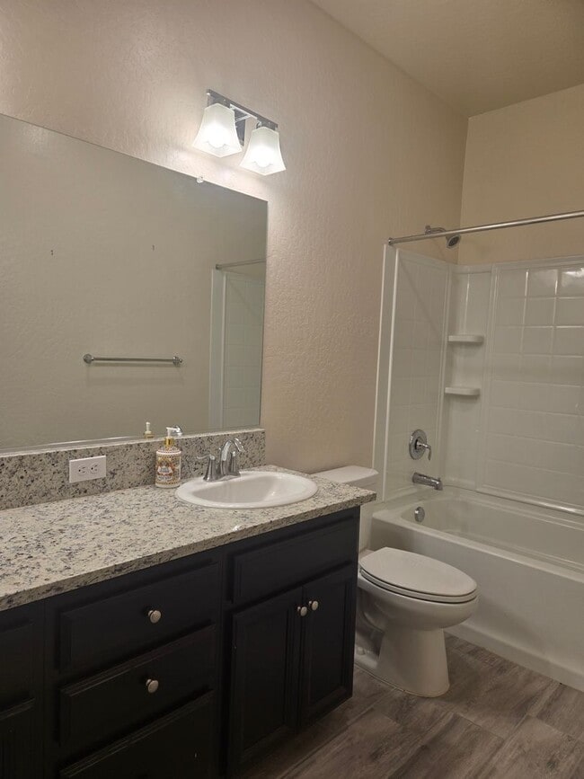 Building Photo - Beautiful home ready for your family available June!
