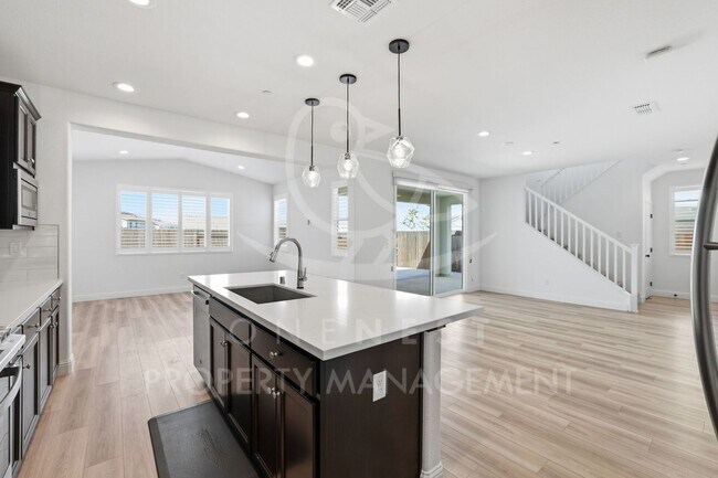 Building Photo - Executive 4-Bedroom Home with Loft in Twelve Bridges