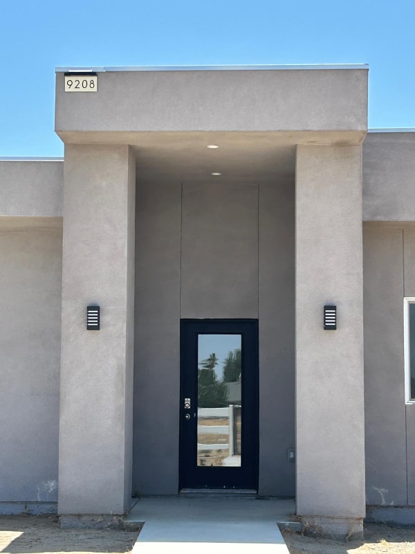 Building Photo - 9208 E Ave T 6