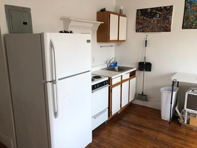 Primary Photo - 270 Huntington Ave