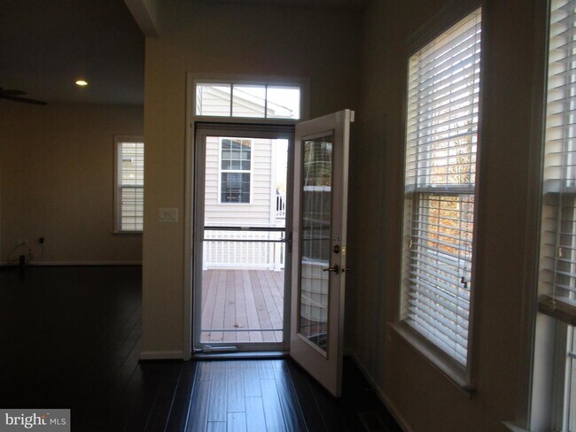 Building Photo - 7303A Hayfield Rd