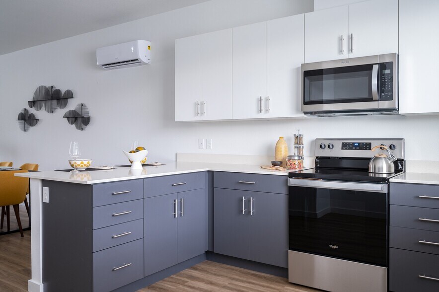 Timberview Apartments 15150 Gifford Ln Oregon City OR 97045