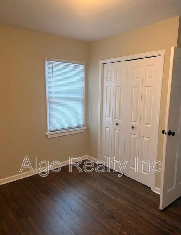 Building Photo - 5109 48th Ave N