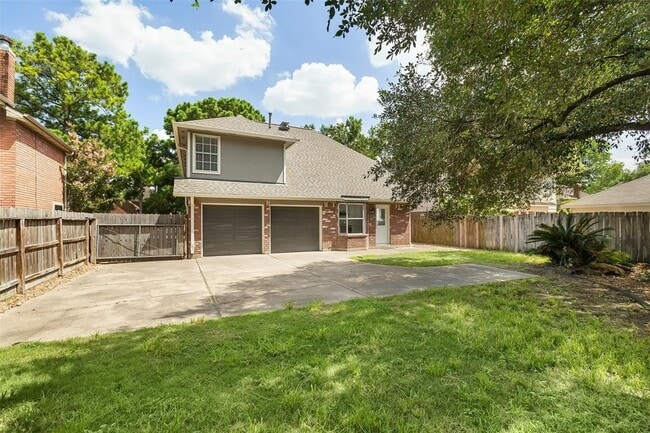 Building Photo - 9410 Calwood Cir