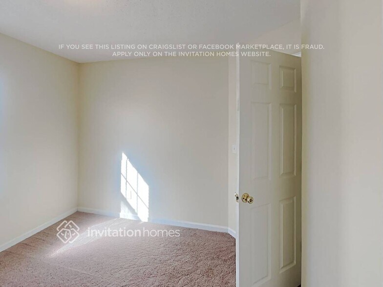 Building Photo - 256 Richards Way