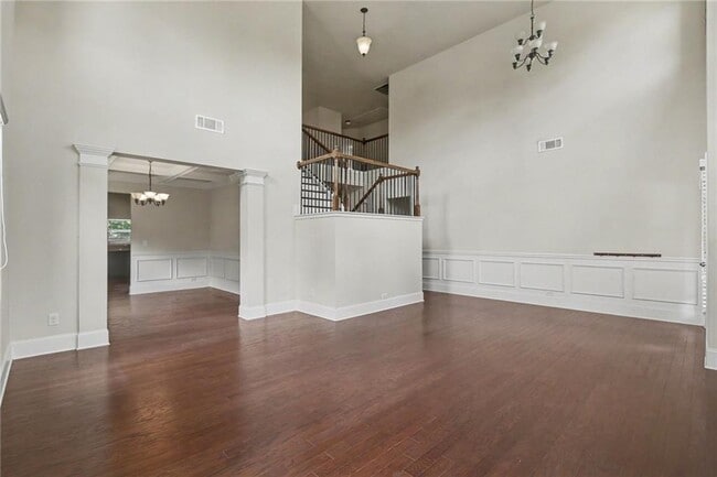 Building Photo - 550 Nichols View Way