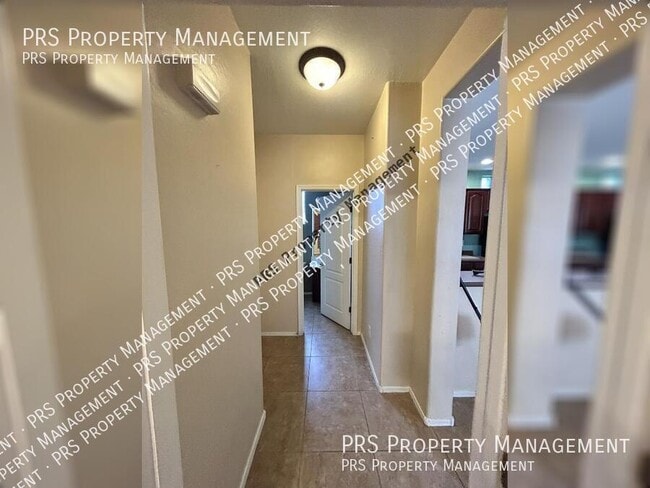 Building Photo - 2794 S Anderson Ln