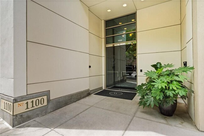 Building Photo - 1100 Howell Mill Rd NW