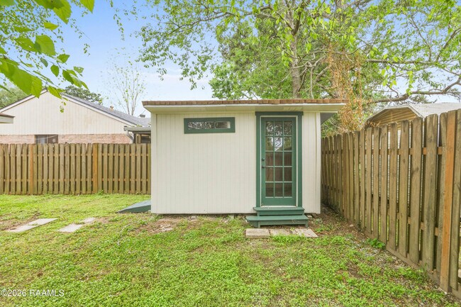 Building Photo - 106 Seattle St