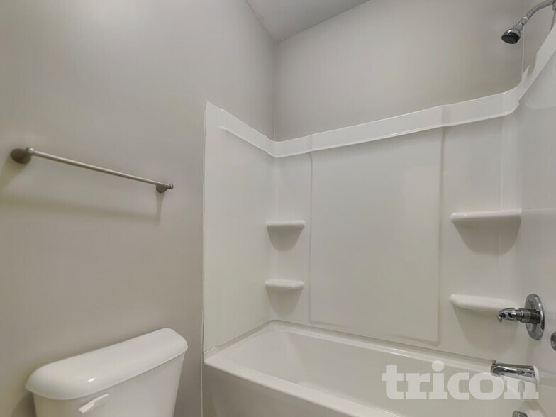 Building Photo - 307 Arbor Cir