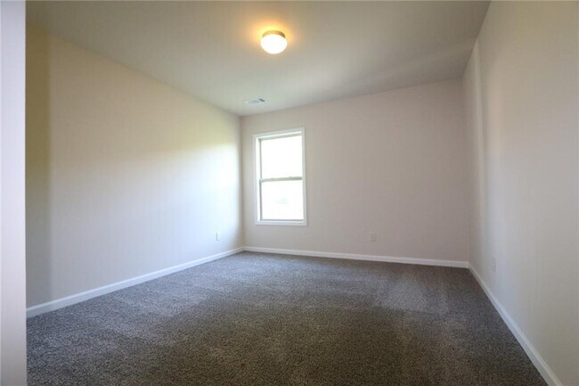 Building Photo - 1610 Apple Blossom Dr