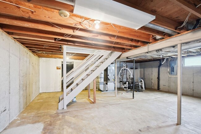 Building Photo - 1402 Kingstream Dr