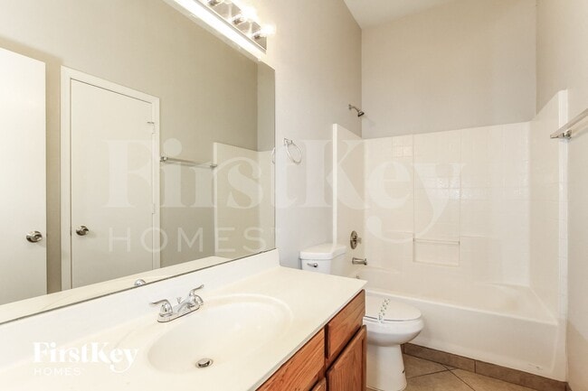 Building Photo - 15243 N 66th Dr