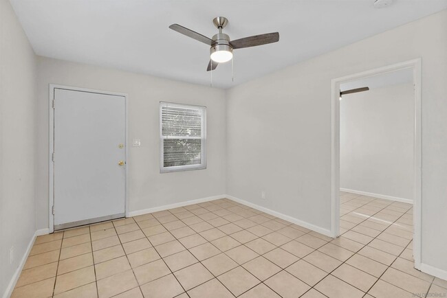 Building Photo - 734 S 46th St