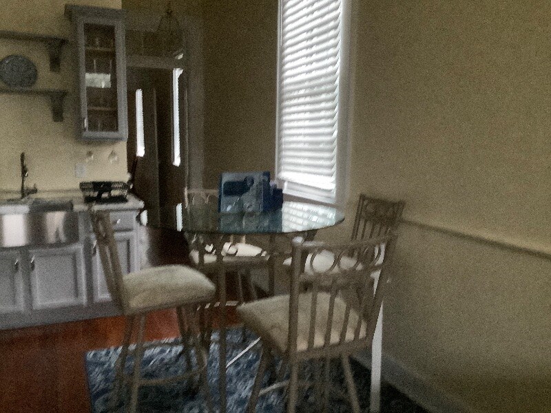 Building Photo - 410 Pacific Ave