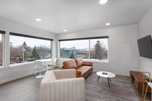 Interior Photo - The Brooklyn on 6th Apartments