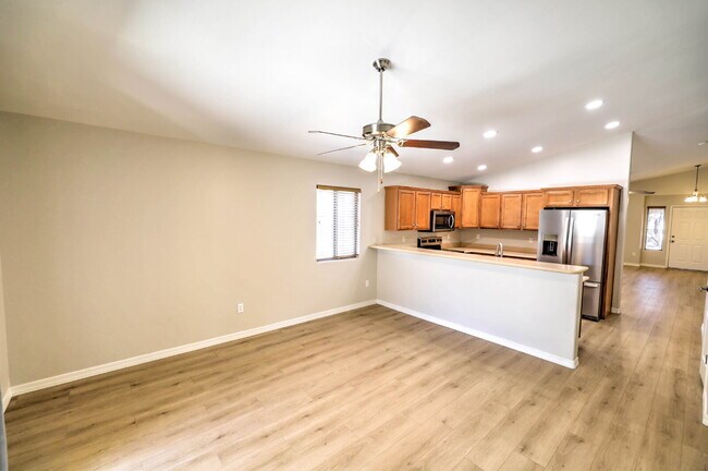 Building Photo - Newly remodeled 4 Bedroom in gated community!