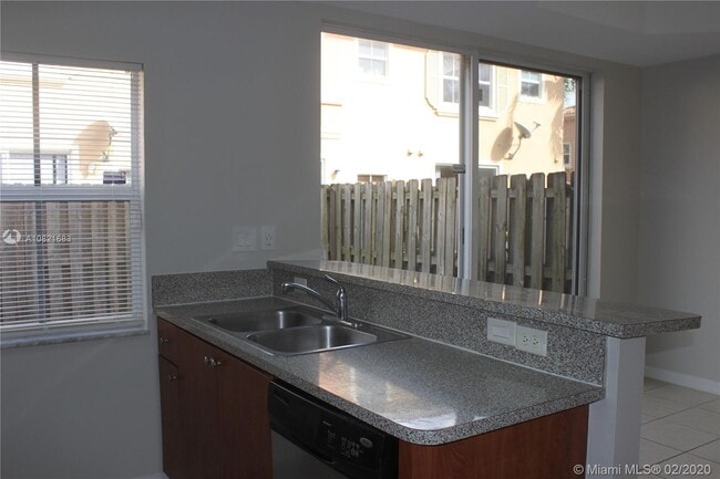 Building Photo - 2151 Siena Terrace