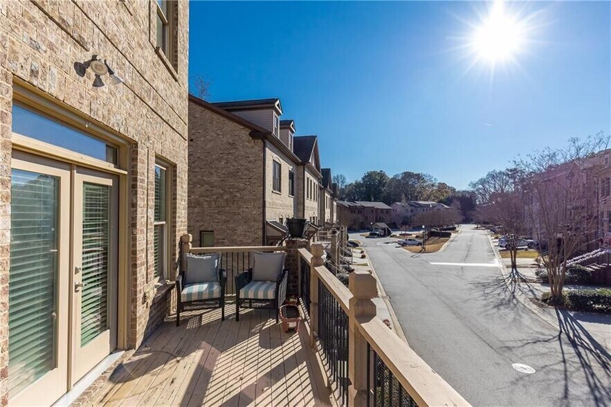 Building Photo - 3130 Chestnut Woods Dr