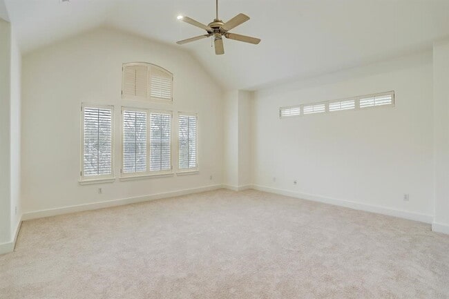 Building Photo - 1412 Castle Ct