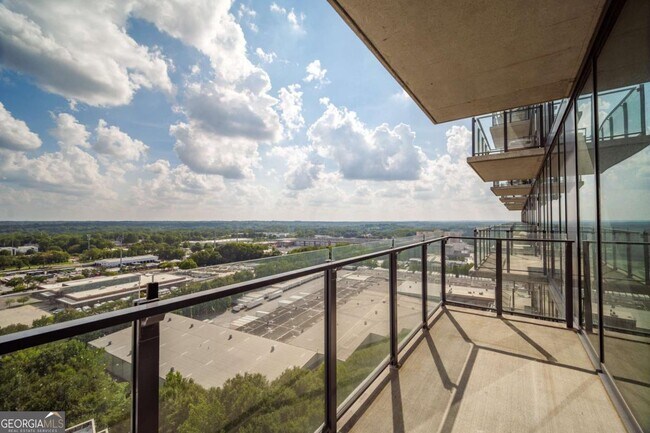 Building Photo - 788 West Marietta St NW