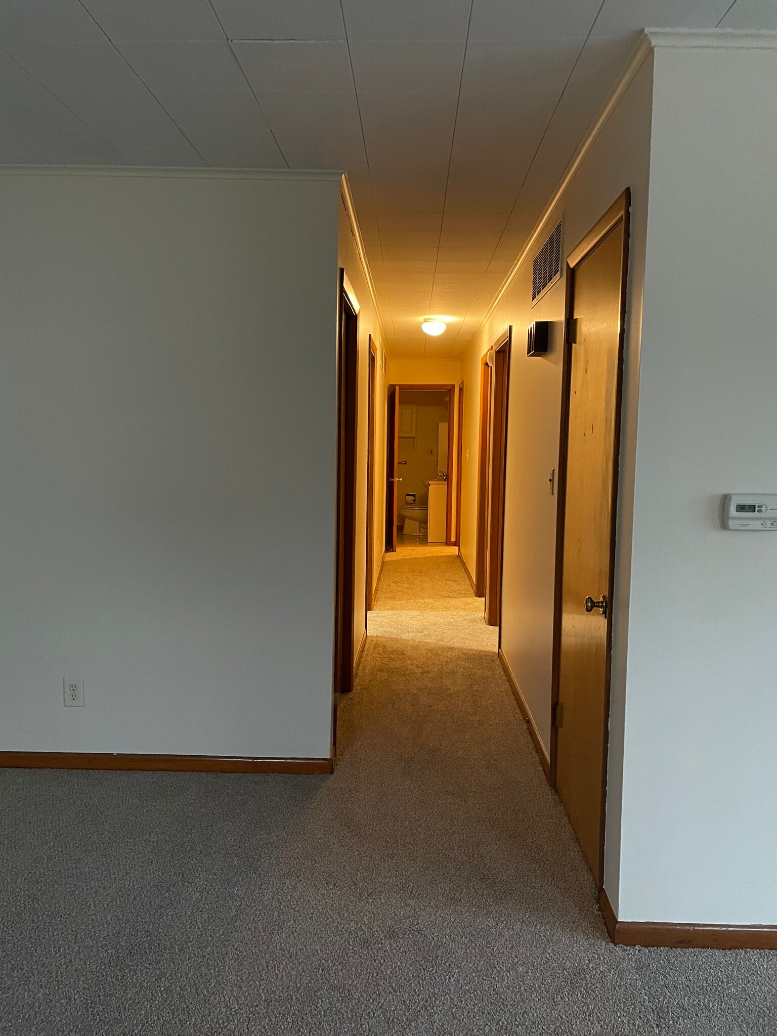 Building Photo - 156 S Chester St