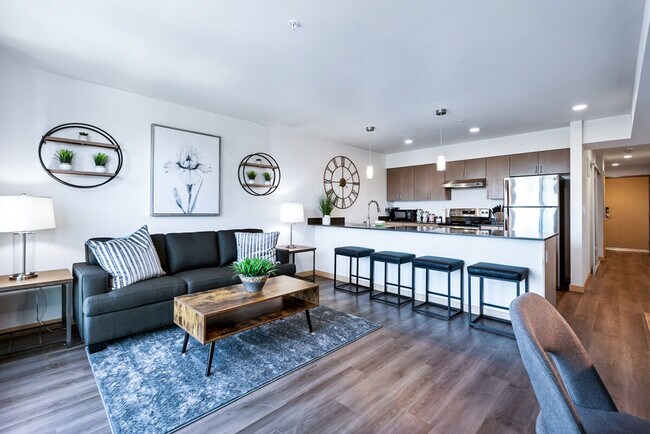 Building Photo - 1801 S McClellan St