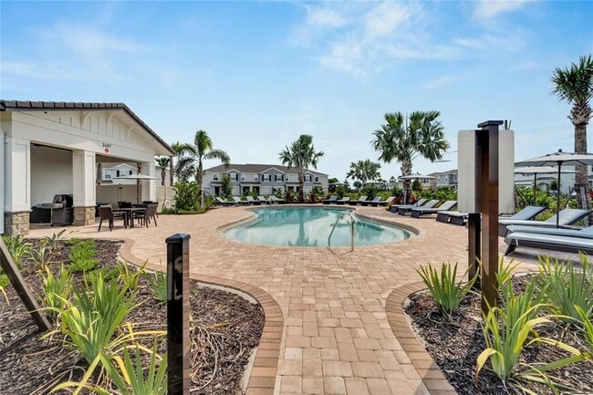 Building Photo - 17444 Crescent Moon Lp