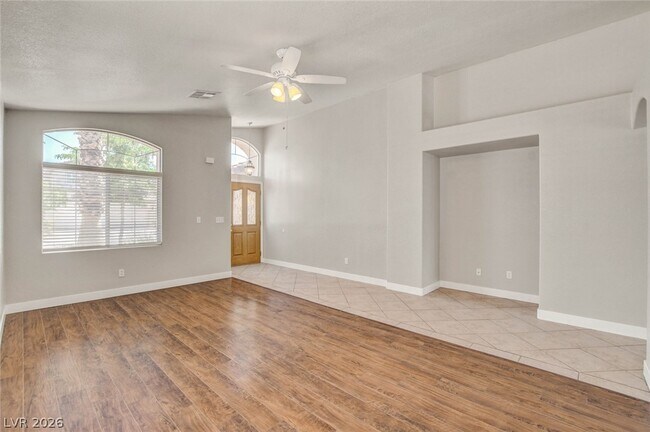 Building Photo - 980 Sand Coral Dr