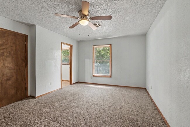 Building Photo - 1300 N Rockwell Ave