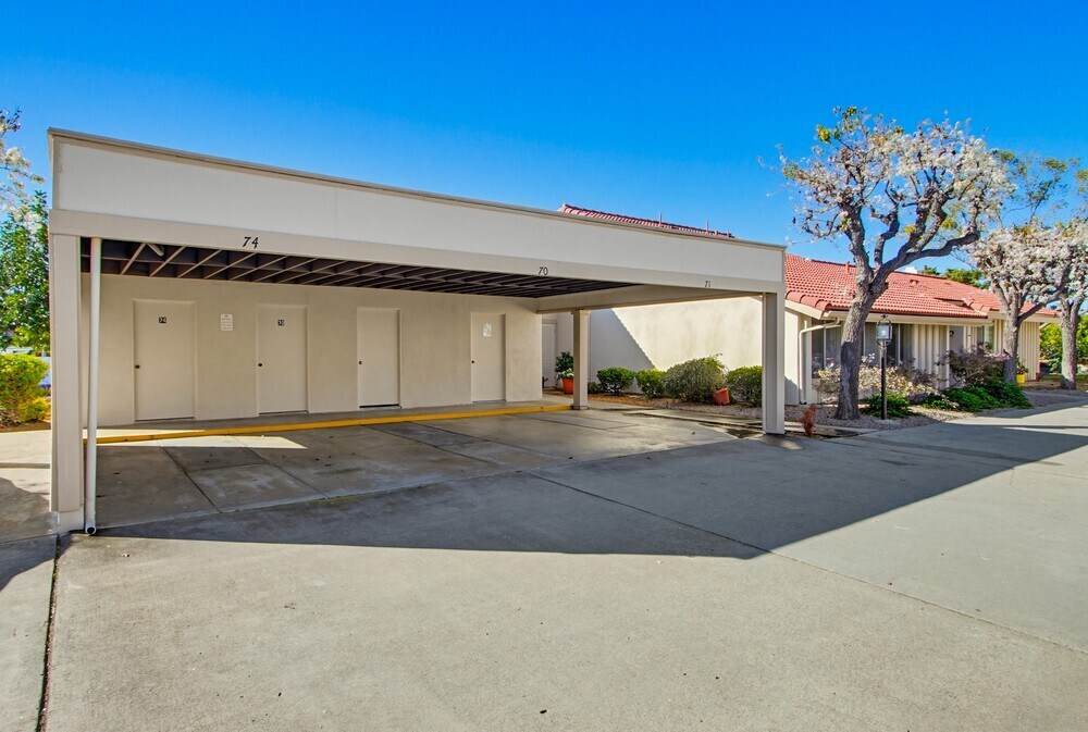 Building Photo - 17440 Plaza Cerado