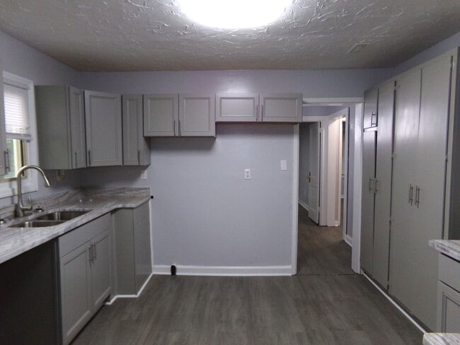 Building Photo - Fully Renovated Home in Havelock