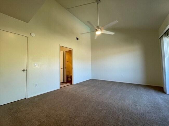 Building Photo - 331 Stone Edge Ct