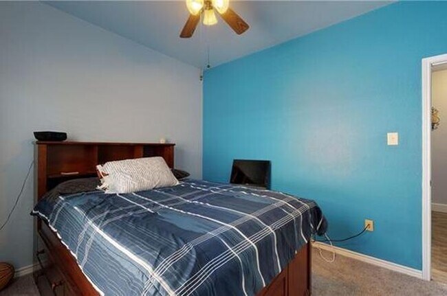 Building Photo - 1828 Marlin Dr