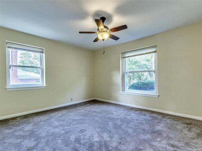 Building Photo - Fantastic 2bd/1ba home! Let yourself in!