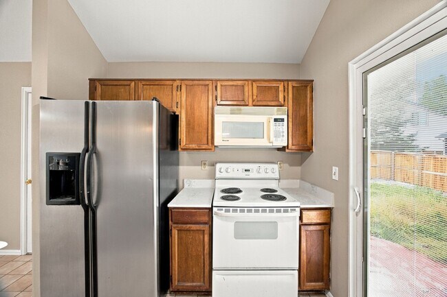 Building Photo - 9333 Cattail Ct