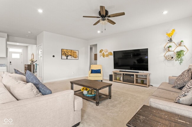 Building Photo - 569 Wilsons Farm Dr