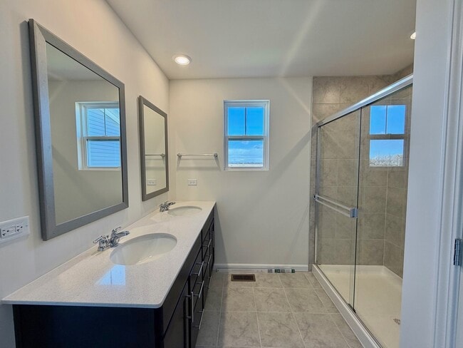 Building Photo - 704 Switchgrass Wy