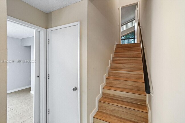 Building Photo - 9568 Boca Gardens Pkwy