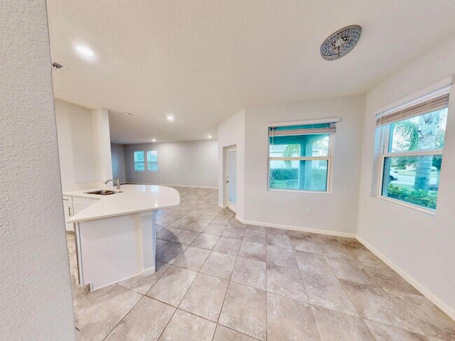 Building Photo - 1405 Mulligan Dr