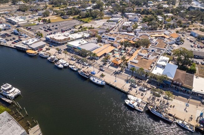 Building Photo - 1343 Highland Ave NW