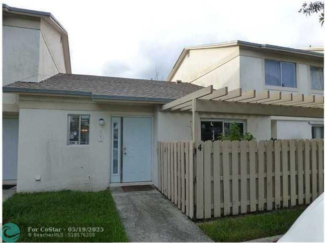 Primary Photo - 10875 NW 29th Manor
