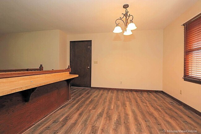 Building Photo - House in Cape Girardeau