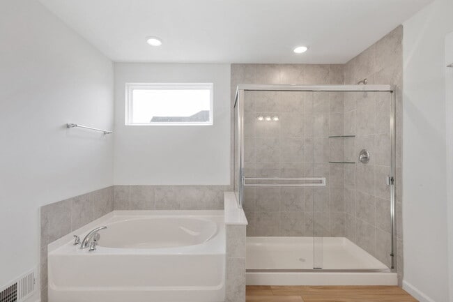 Building Photo - 1889 Bent Grass Wy