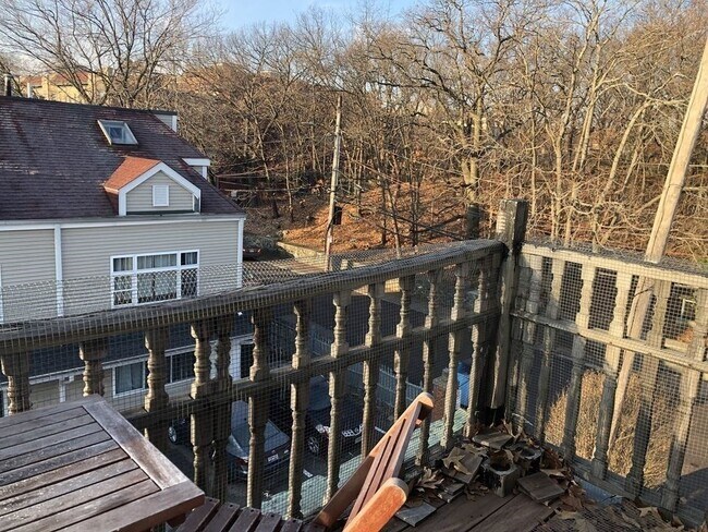 Building Photo - 112 Allston St