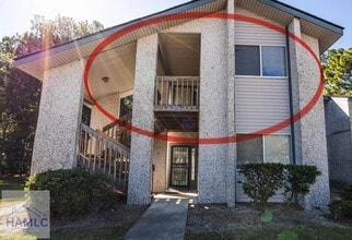 Building Photo - 910 Brett Dr