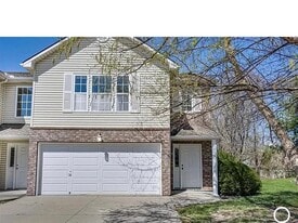 Building Photo - 1654 NW Garrett Dr