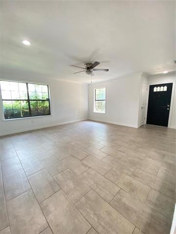 Building Photo - 2111 Wisteria St