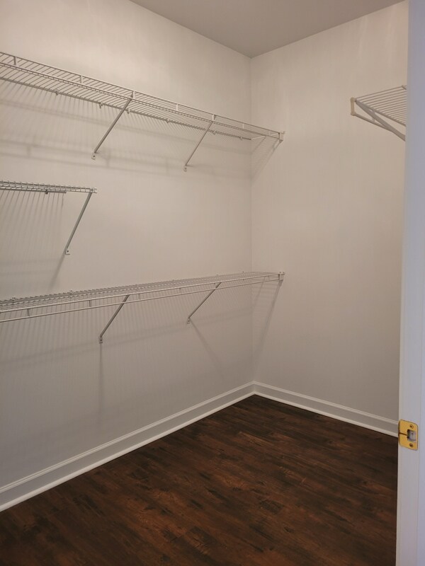 Building Photo - 9809 Hyde Glen Ct