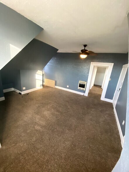 Living Room - 3859 Brownsville Rd